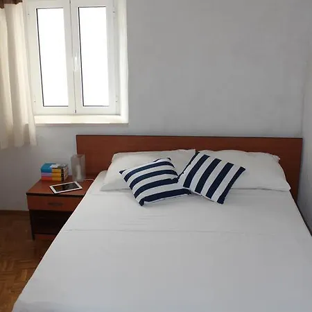 Kamen Apartment